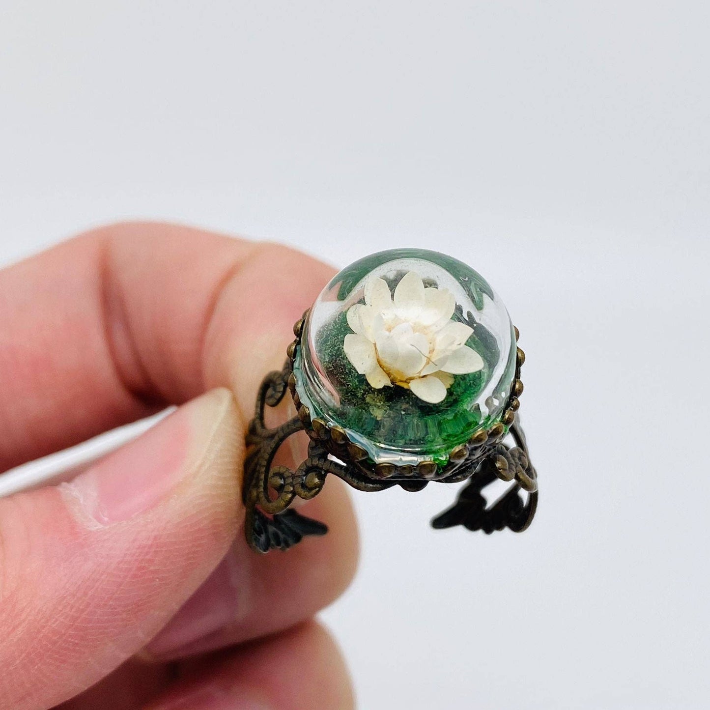 Colorful Baby's Breath Dried Flowers Classical Ring - PDF
