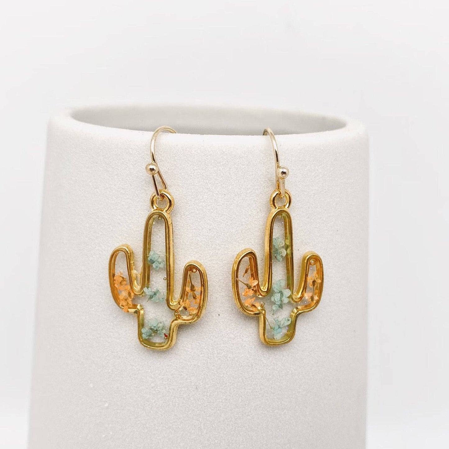 Queen Anne's Lace Cactus Charm Pressed Flower Earrings - PDF