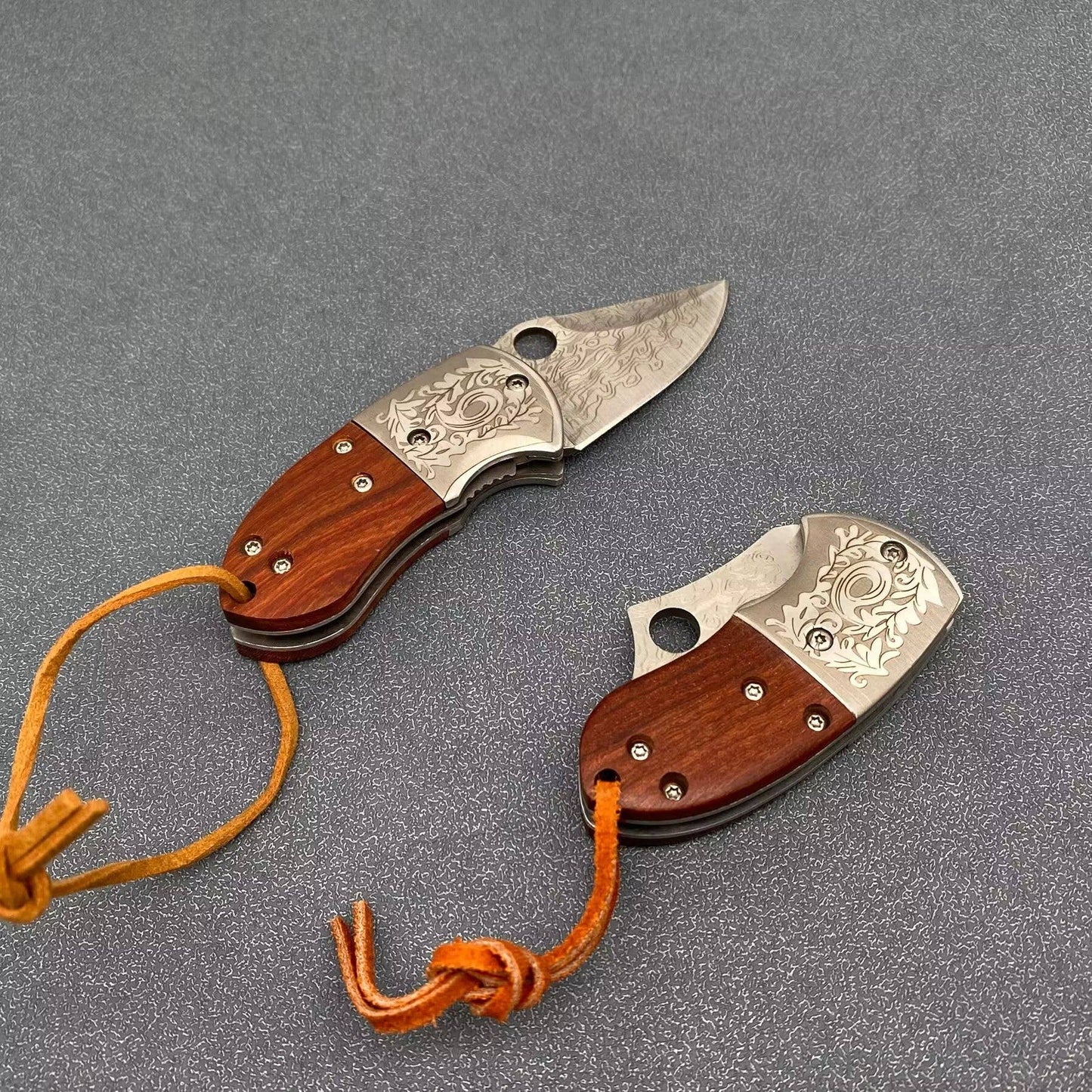 Wooden Handle Patterned Stainless Steel Foldable Knife