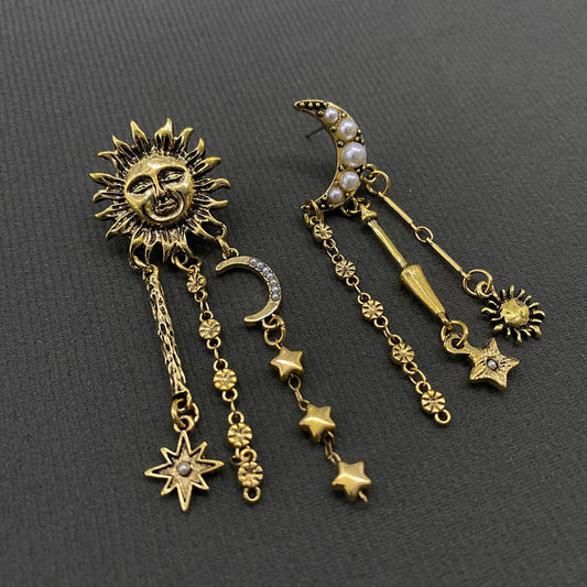 Star Fringe Asymmetric Sun Moon Post Earrings - MS