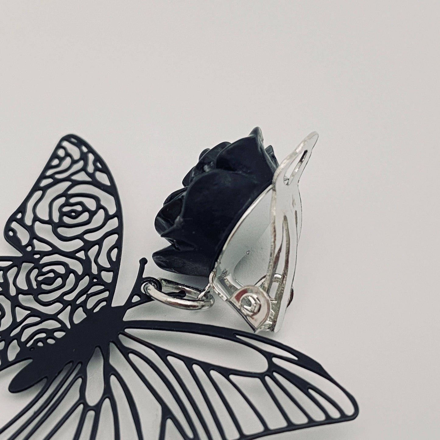 Gothic Black Rose Hollow Butterfly Pattern  Ear Clip - GT